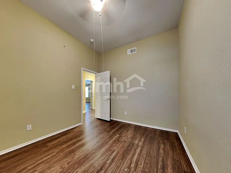7202 Airline Dr — Photo 21