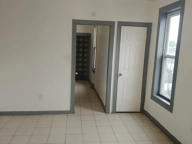 650 Birch St — Photo 6