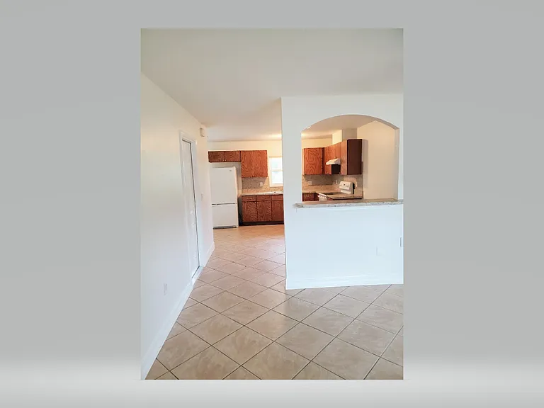 719 23rd St E — Photo 5