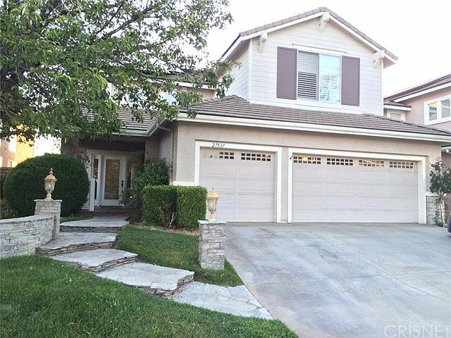 1st image of 27537 Woodfield Pl