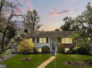 6715 Moly Dr, Falls Church, VA