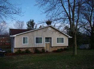 395 Silverbrook Dr, Danville, KY 40422