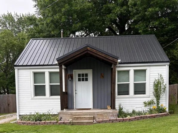 244 N Pine Street, Marshfield, MO 65706