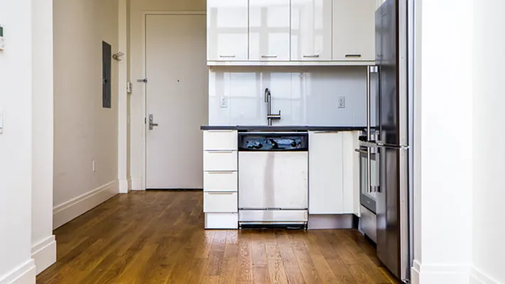 Rented by Nooklyn NYC LLC | media 8