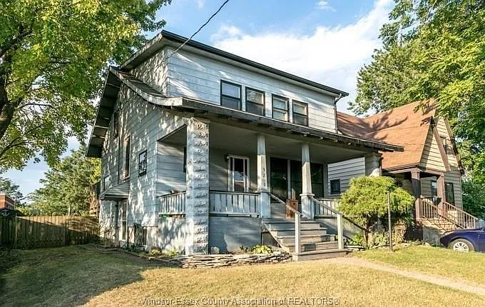 3 bed, $1,795 — Photo 1