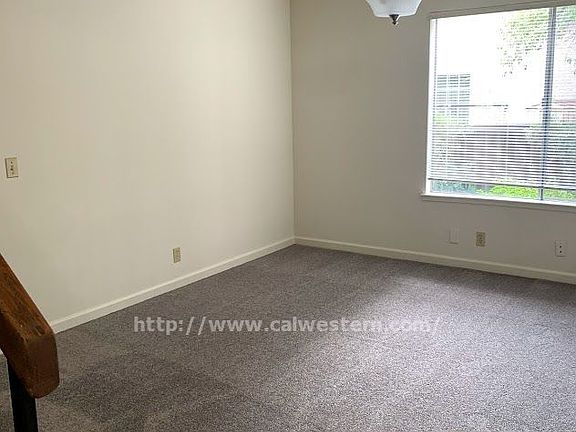 4th image of 6968 Rockton Ave
