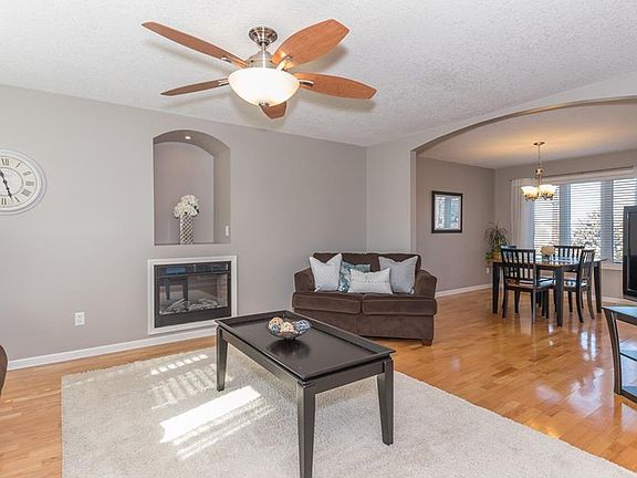 4th image of 14619 Alpine Dr