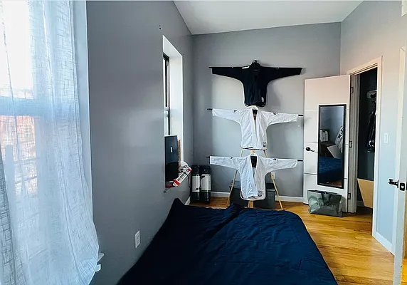 Rented by S1O Realty Group LLC | media 11