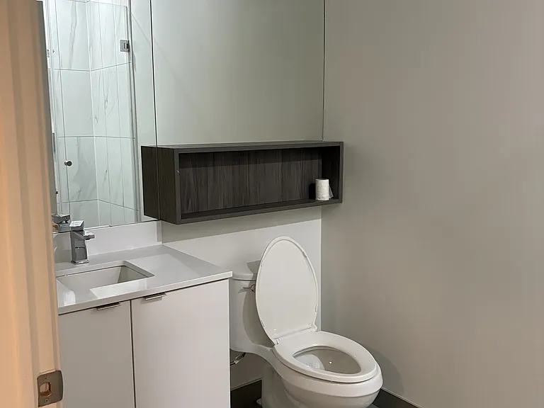 60 Princess St #101 — Photo 4