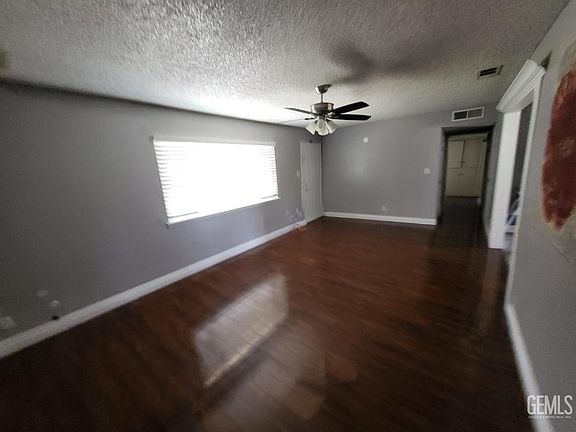 5th image of 8804 Ponderosa Ave