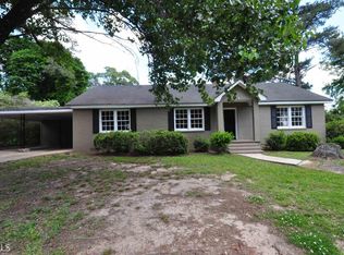 86 Avery Dr, Lagrange, GA 30240