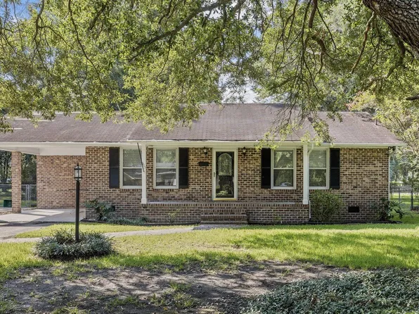905 11th Ave., Conway, SC 29526