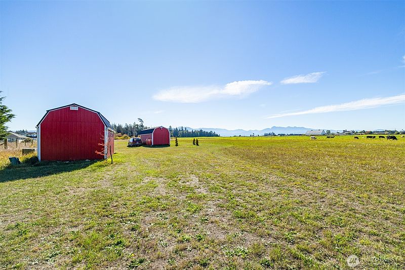 2nd image of 982 E Anderson Road