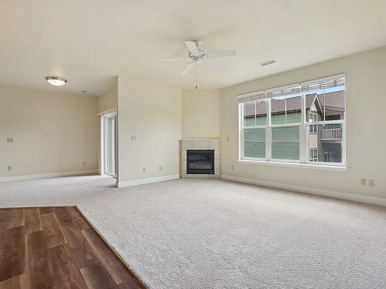 Trail Ridge at Woodland Park Apartments — Photo 22