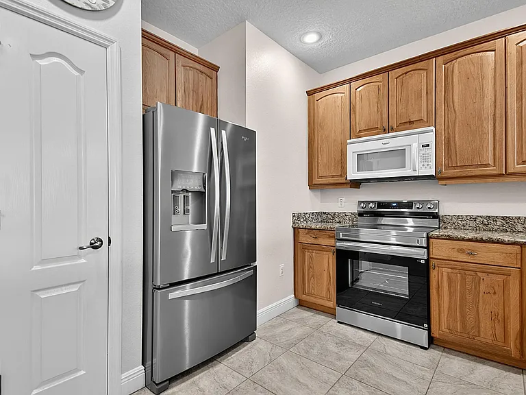 75 Riverview Bnd S #1614 — Photo 7