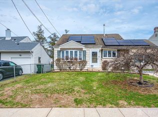 44 McKinley Ave, Colonia, NJ 07067