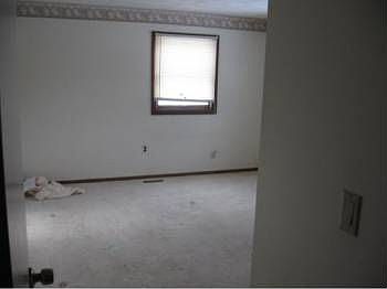 2nd image of 12 Jones St