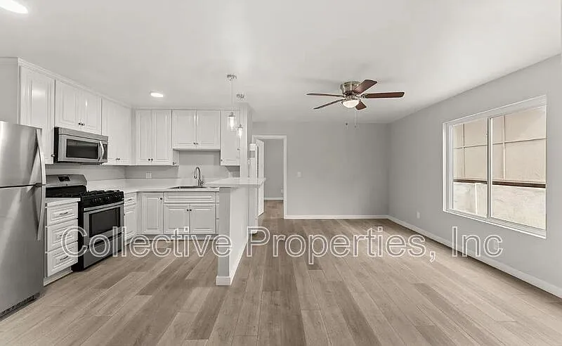 2 bed, 1.0 bath, 752 sqft, $2,049 — Photo 2