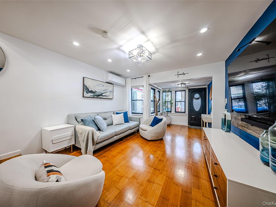 1st image of 153-36 118th Avenue