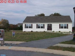 11 Graphite Ct, Dover, DE 19904