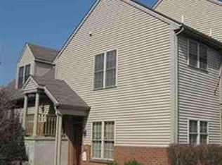 10 Bromley Ct, Hershey, PA 17033