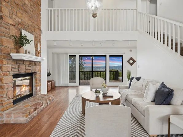 3112 Crosswind Drive, Spicewood, TX 78669