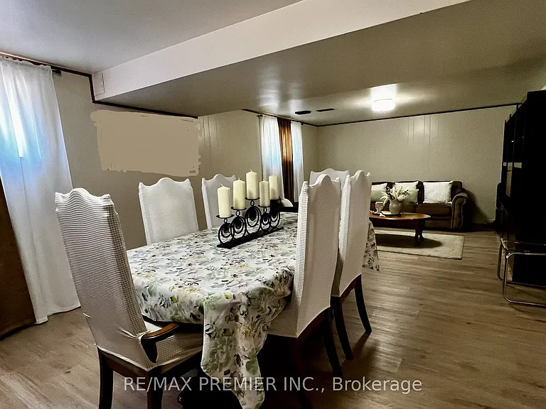 86 Harris Cres #BASEMENT — Photo 4