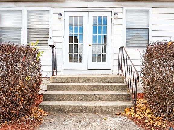 5th image of 430 E Park Dr