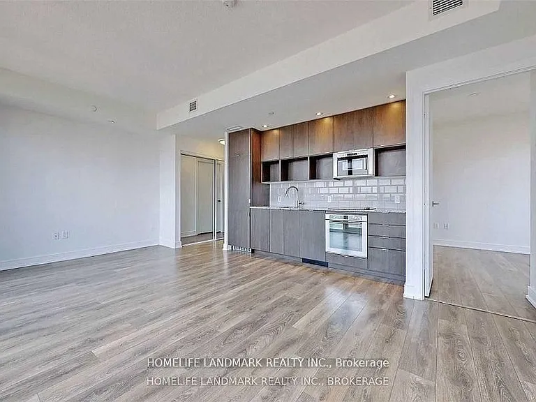 89 McGill St #1305 — Photo 21