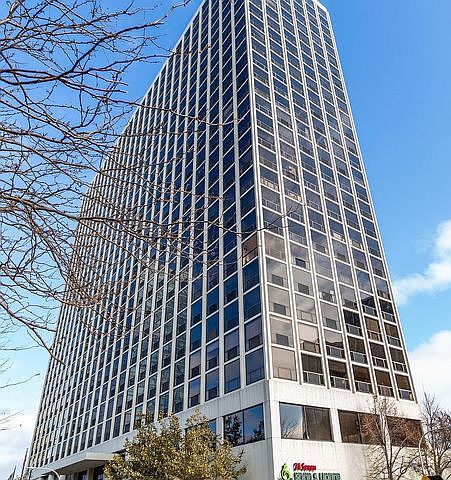 1st image of 4343 N Clarendon Ave APT 1108