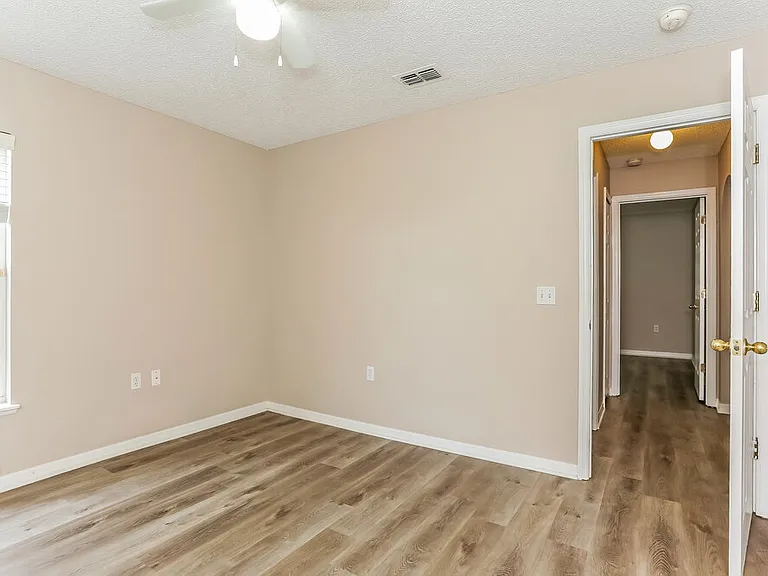 98 Reeding Ridge Dr E — Photo 14