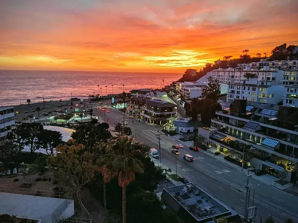 17352 W Sunset Blvd, Pacific Palisades, CA