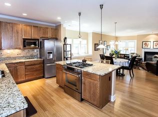 2211 S Grand Blvd APT 301, Saint louis, MO 63104