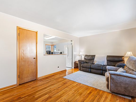 3rd image of 1801 Albany Ave