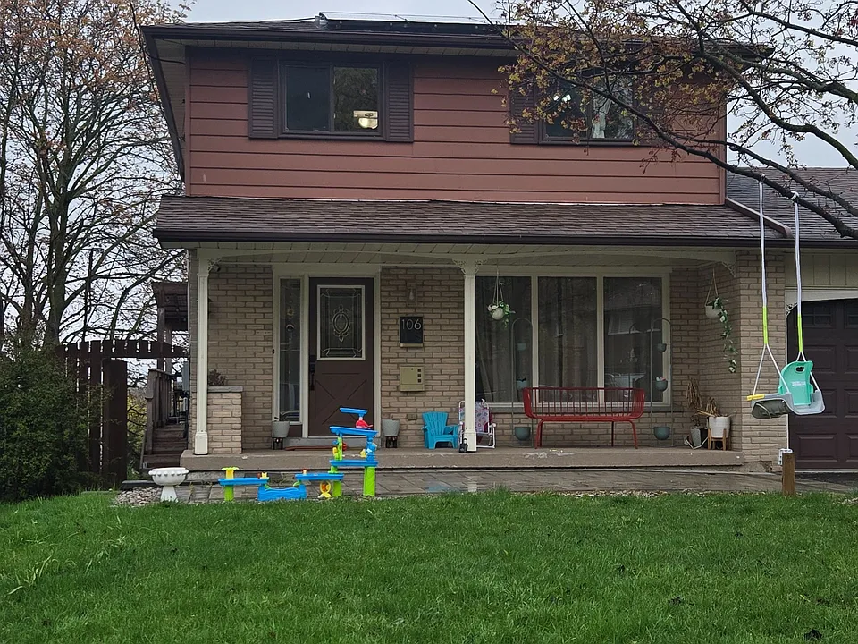 106 Springdale Cres #LOWER LEVEL