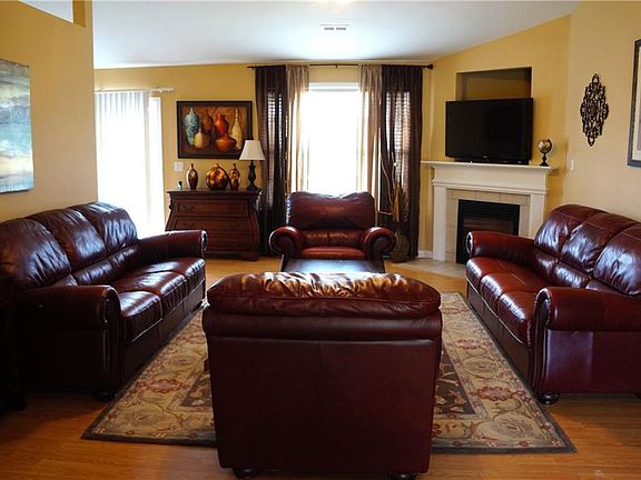 5th image of 106 Glen Arbor Dr