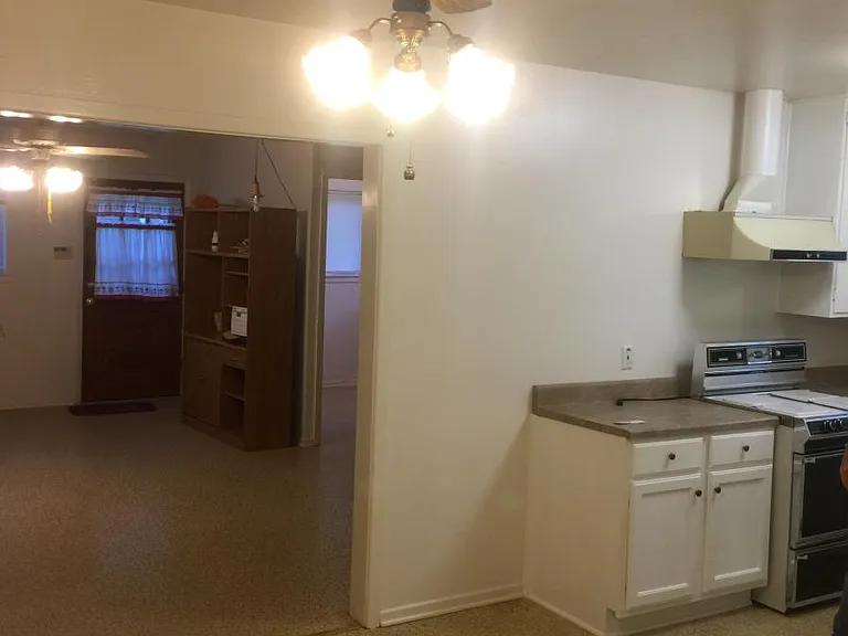 558 Artemis Dr — Photo 11