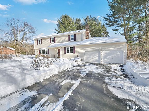 2nd image of 34 Volpi Road