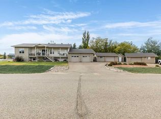 513 N 13th St, Cypress County, AB T1B0K5