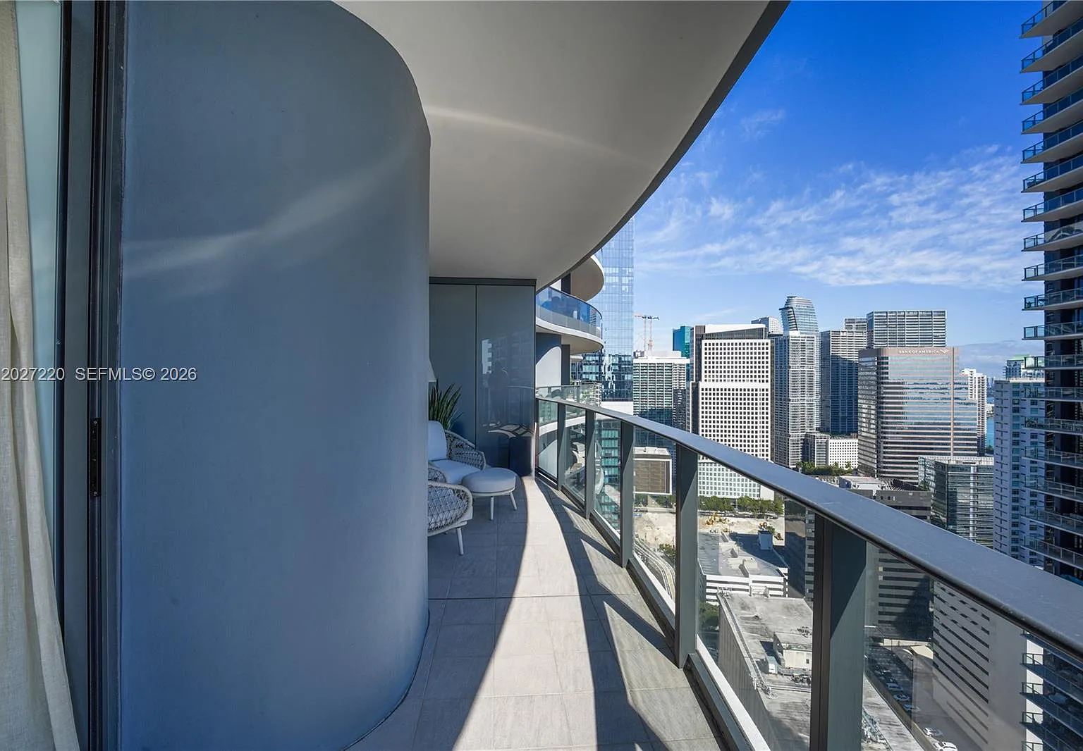 1 bed, 1022 sqft, $6,350 — Photo 4