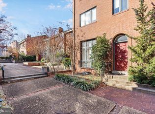 204 Bolton Pl, Baltimore, MD