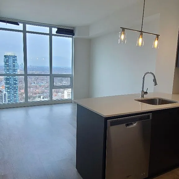 30 Roehampton Ave #2907 — Photo 5