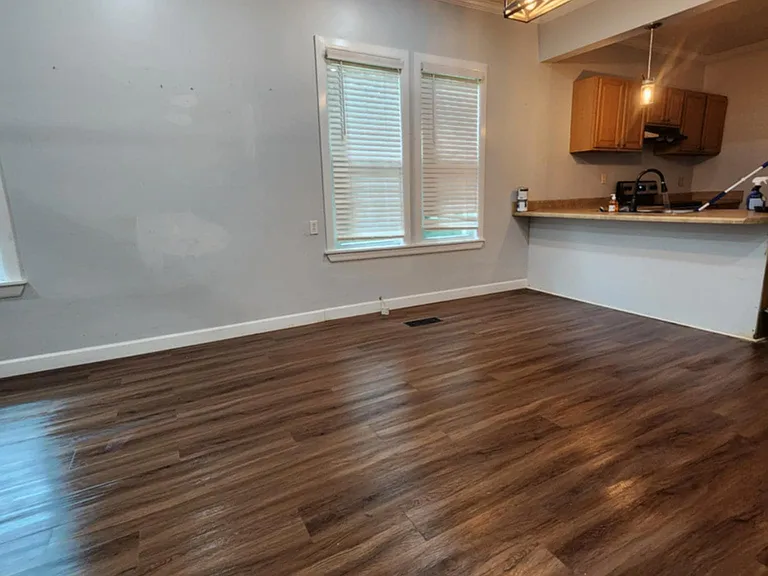 516 Forest Ave — Photo 4