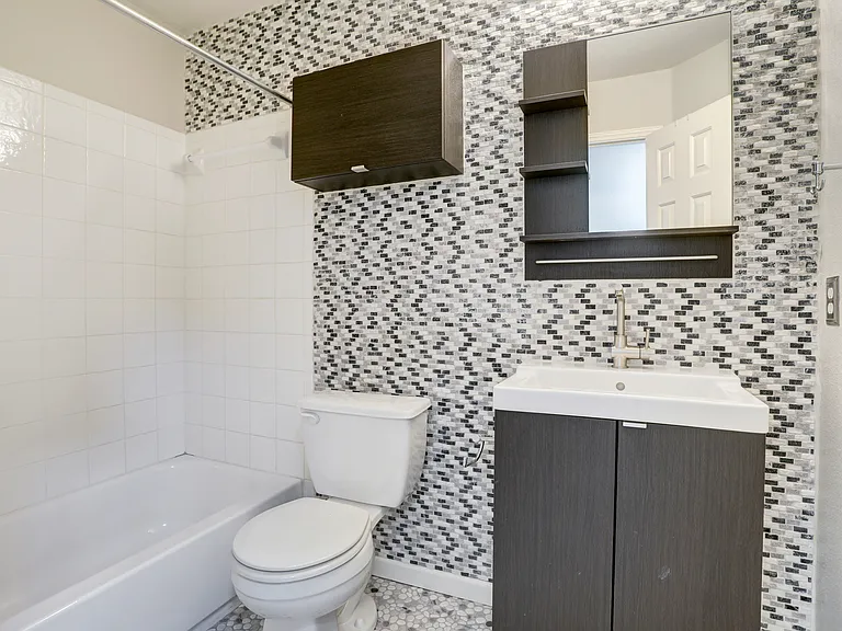 14608 Walt Whitman Trl #B — Photo 12