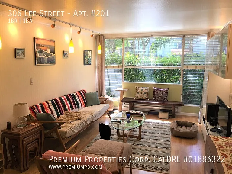 Bel Aire Apartments — Photo 50