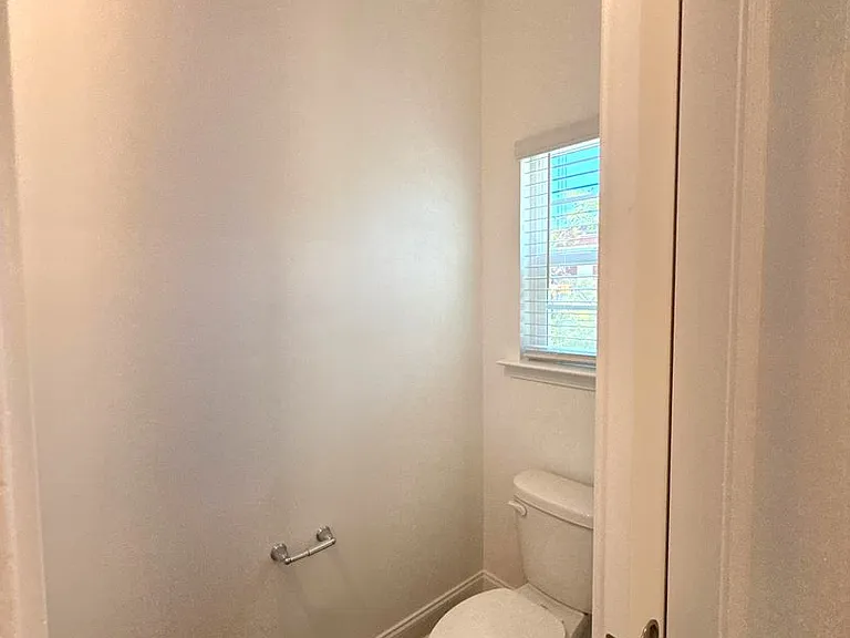 3220 Butler Hill Dr — Photo 6