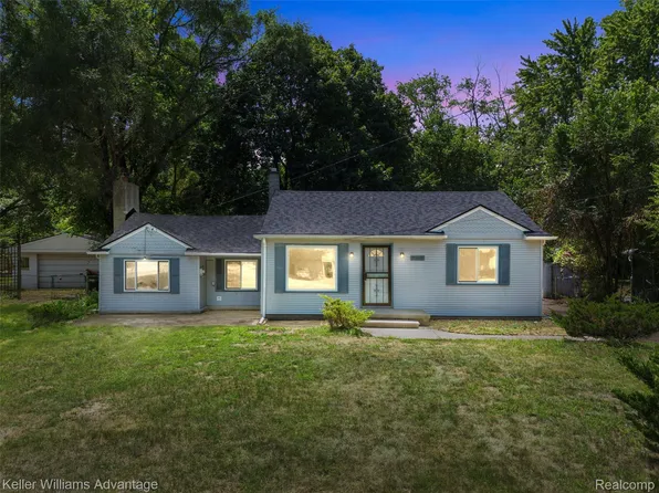 21645 Frazer Ave, Southfield, MI 48075