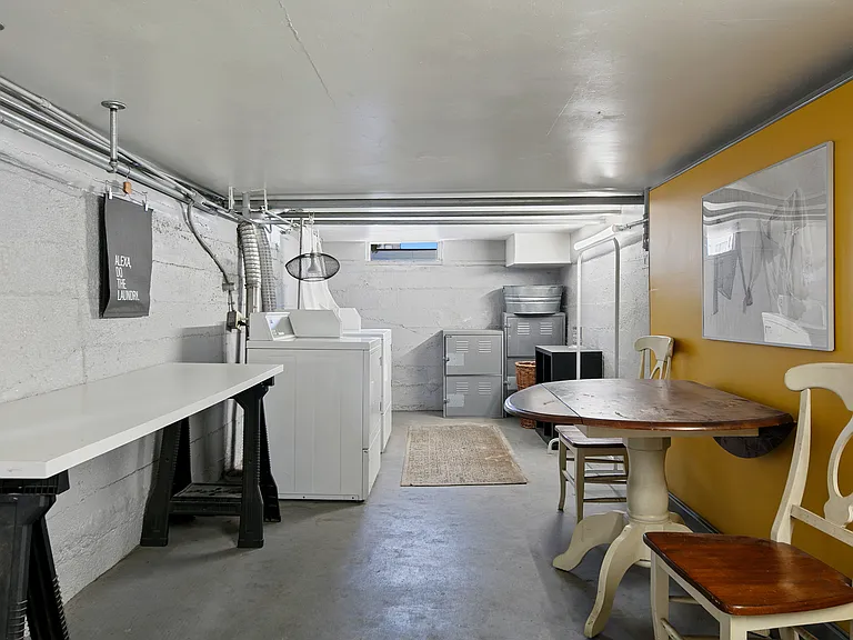 228 Gaviota Ave — Photo 12