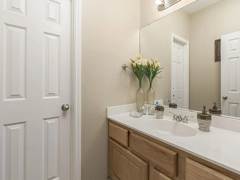 3404 Lyon Club Ct — Photo 15