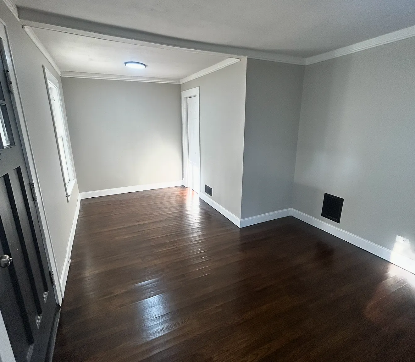 3 bed, 1933 sqft, $2,100 — Photo 4